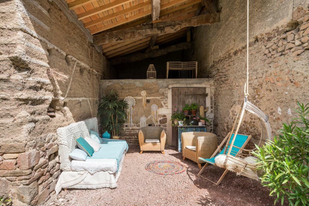 Gite Le Pot De Vin Lancié Exteriér fotografie